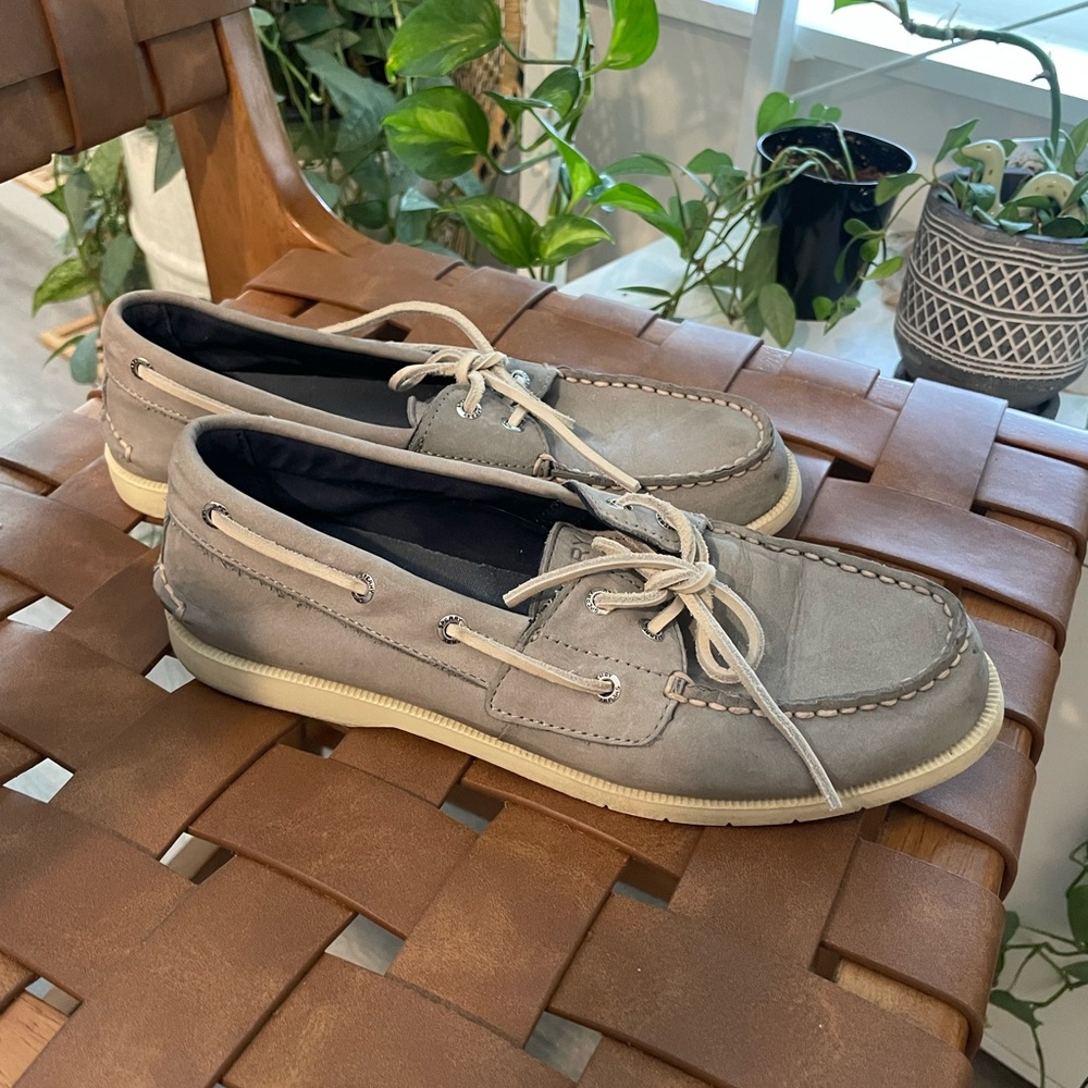 Women’s Gray Sperry shoes